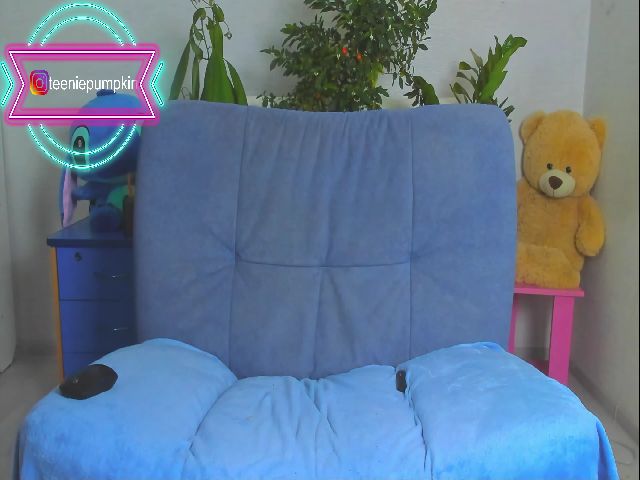 Live sex webcam photo for NymphaLean #269389167
