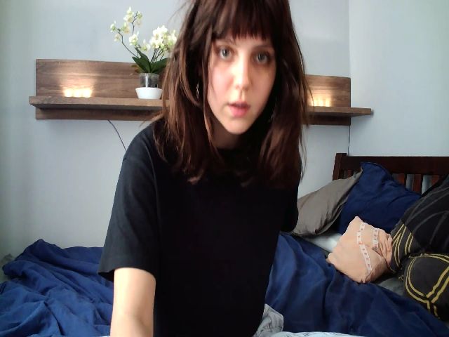 Live sex webcam photo for LiLMasha #269388342
