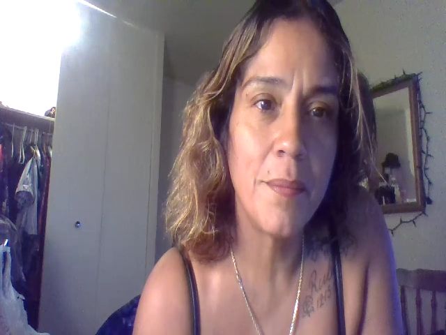 Live sex webcam photo for Havanaohlala #269386300