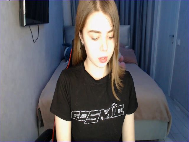 Live sex webcam photo for TriplePrinces #269390960