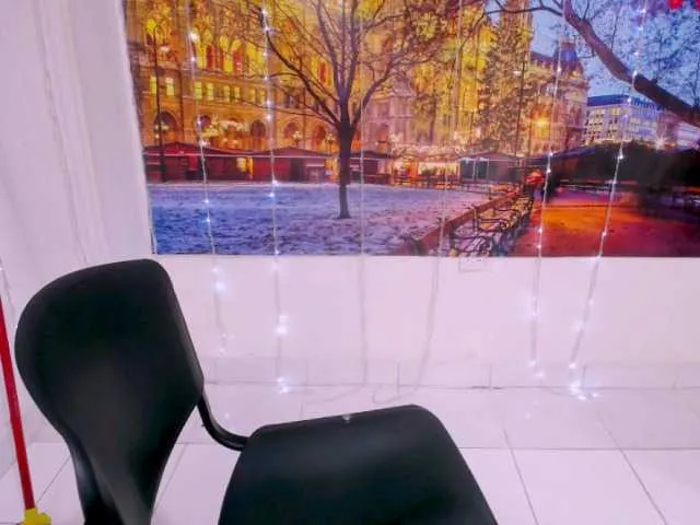 Live sex webcam photo for juwelmoom #269377175