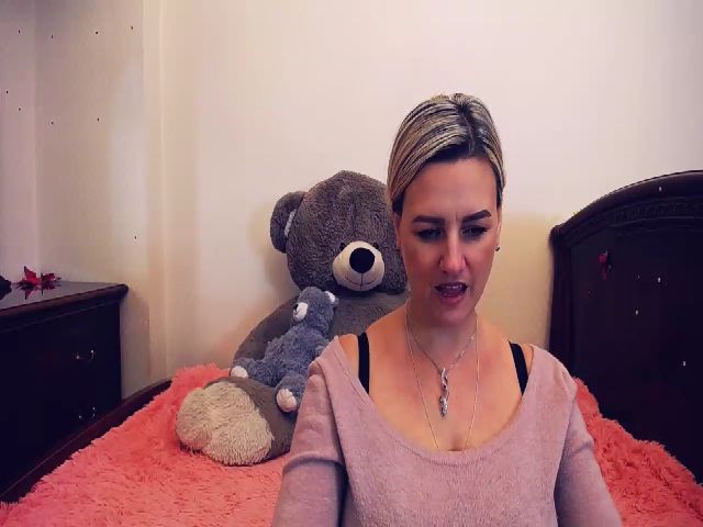 Live sex webcam photo for Margo_curvy #269390895