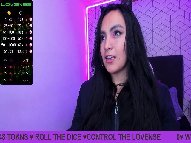 Live sex webcam photo for Vero_johnson #269388185