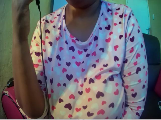 Live sex webcam photo for Juicyassbabe #269381318