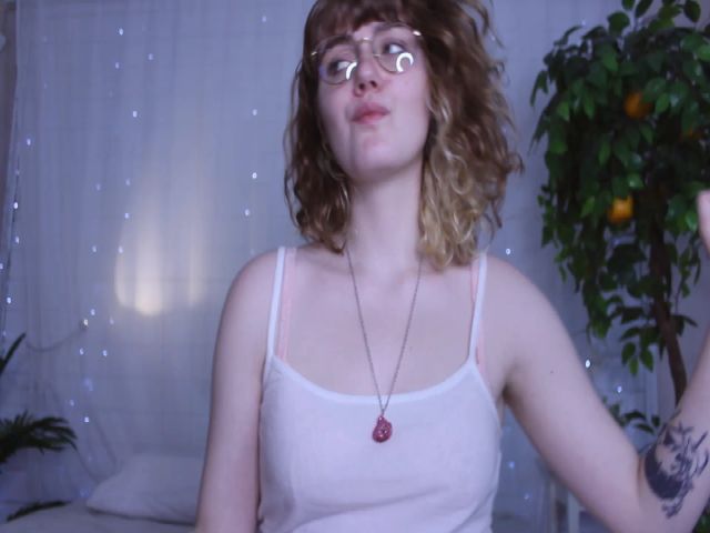 Live sex webcam photo for Margo_m #269389411