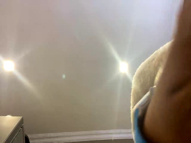 Live sex webcam photo for Sexylips79 #269385359