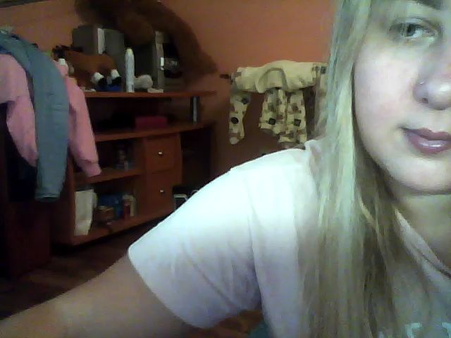 Live sex webcam photo for Coldseptember #269381438