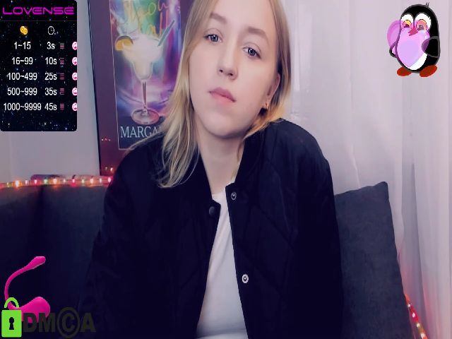 Live sex webcam photo for Yourdivine #269384668