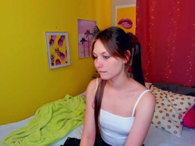 Live sex webcam photo for ShellyBelli #269382084