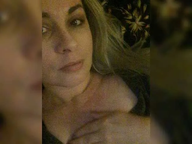 Live sex webcam photo for saden27 #269392231