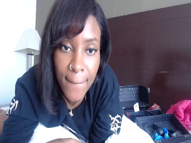 Live sex webcam photo for Dominant_Doll #269390924