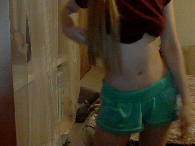 Live sex webcam photo for alisekss8 #269398228