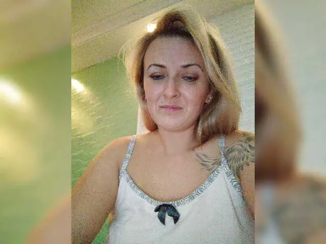 Live sex webcam photo for XswetaX #269412021