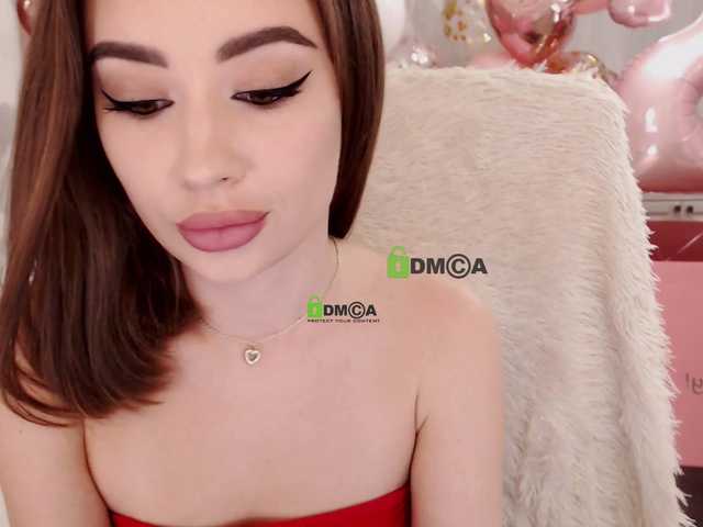 Live sex webcam photo for AnnaDaisy1 #269411752