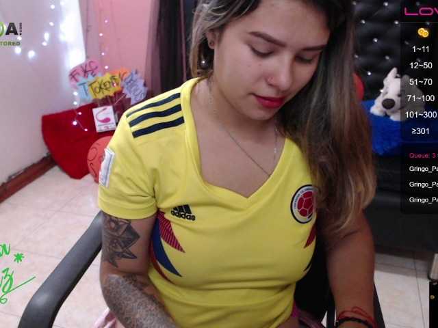 Live sex webcam photo for julianalopezX #269413112