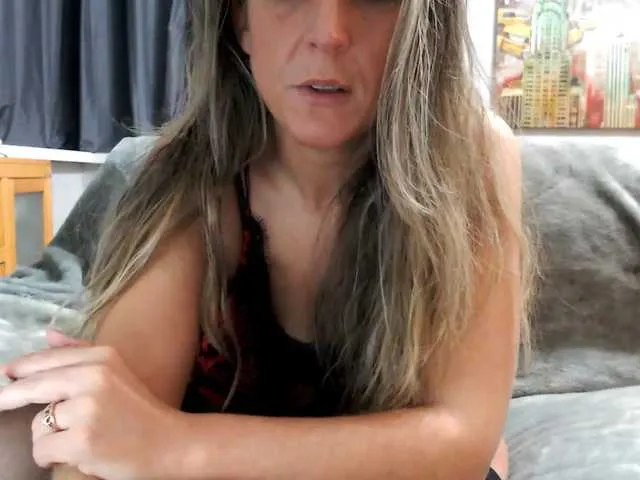 Live sex webcam photo for Harleyslut #269412444