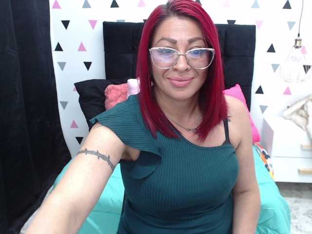 Live sex webcam photo for miranda-spark #269398898