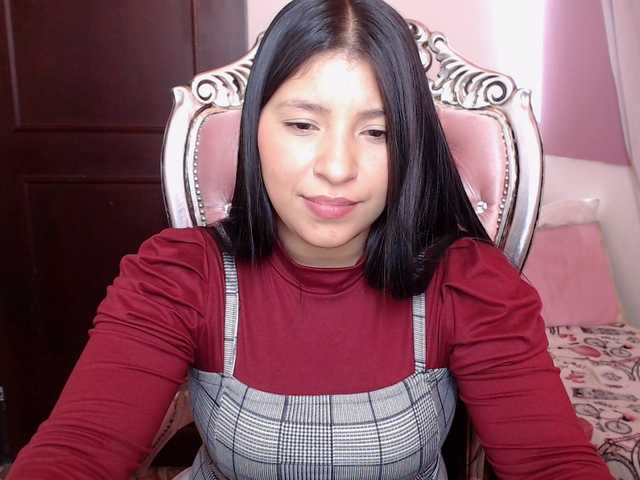 Live sex webcam photo for holly20a #287994958