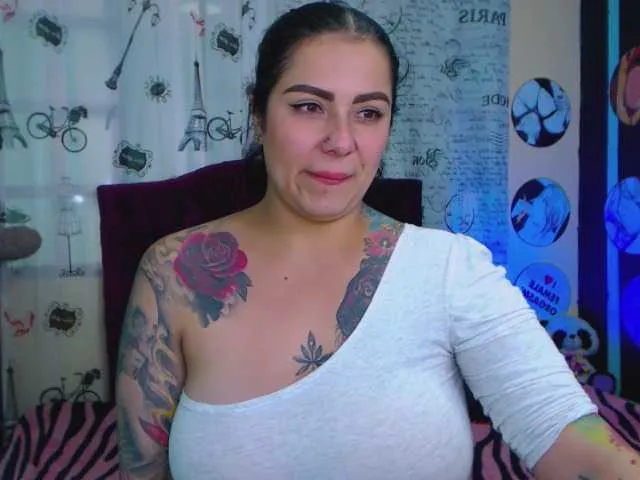 Live sex webcam photo for SofiInk #269413269