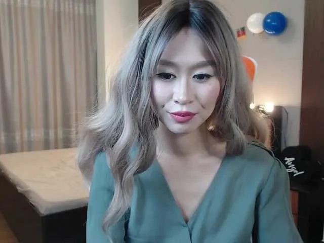 Live sex webcam photo for LiuSeon #269407678