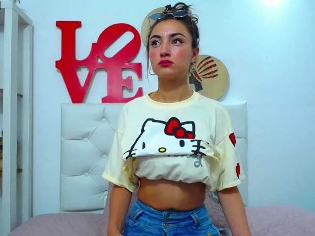 Live sex webcam photo for Lia-martini #269399380