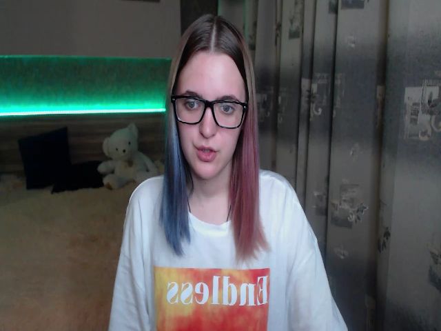 Live sex webcam photo for Ella_Hudson #269414311