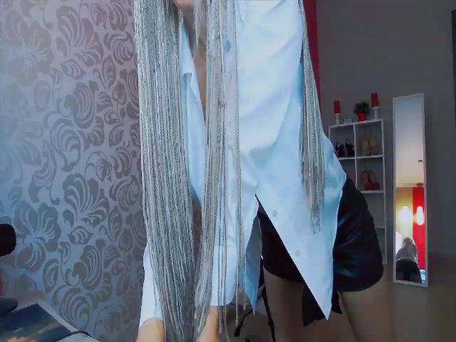 Live sex webcam photo for BlondiKatie #269400882
