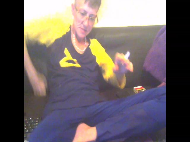 Live sex webcam photo for Sexygeny #269414661