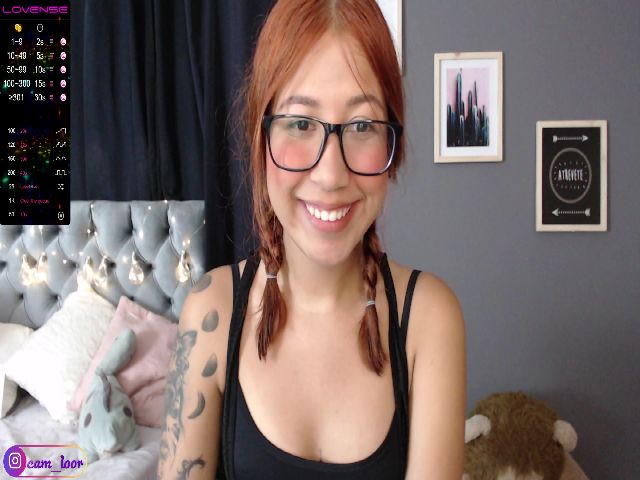 Live sex webcam photo for Loren_w #269401249