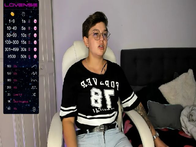 Live sex webcam photo for SalemJimenez #269402267