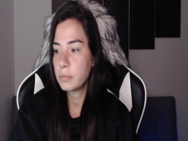 Live sex webcam photo for LycanGirl #269401231
