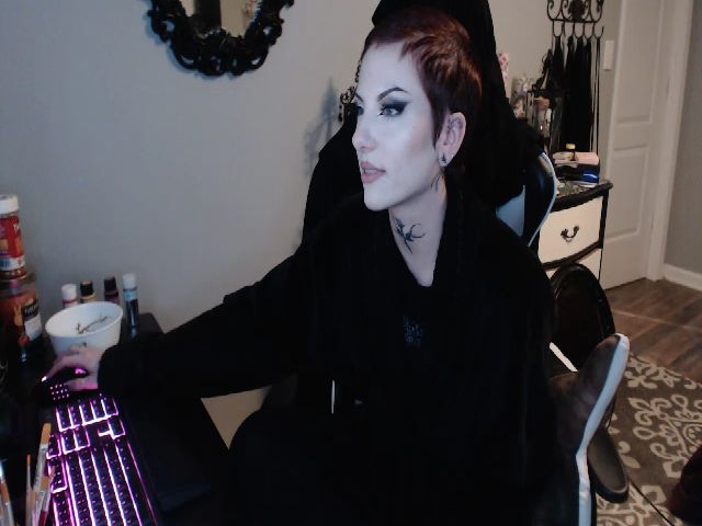 Live sex webcam photo for Painbaby #269400120