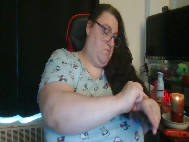 Live sex webcam photo for metalchick420 #269414494