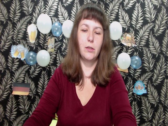 Live sex webcam photo for AliceInks #269411684