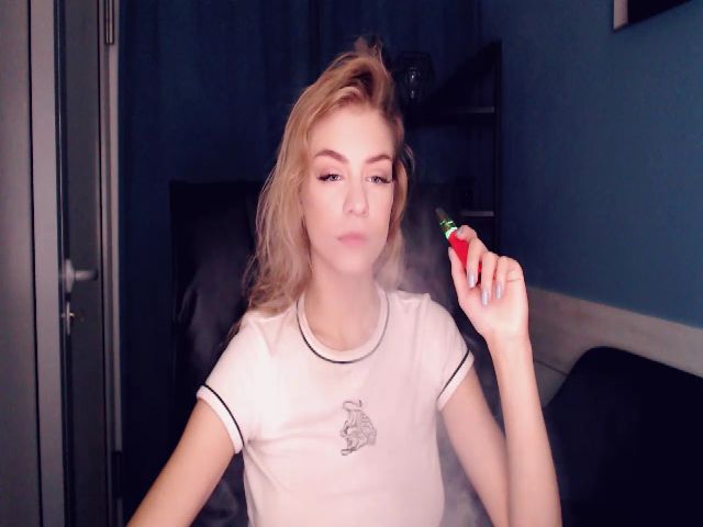 Live sex webcam photo for VanillaJenny #269409152