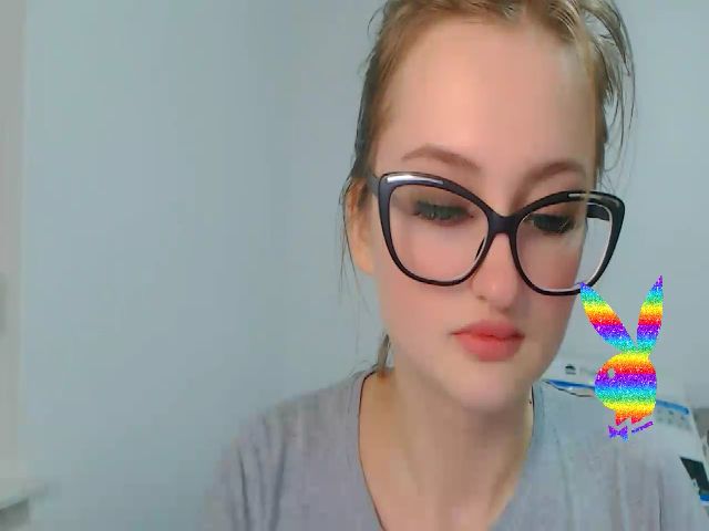 Live sex webcam photo for Irisachka #269414733