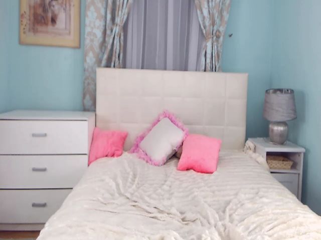 Live sex webcam photo for CherryChristy #269400029