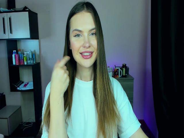 Live sex webcam photo for Daisymarly #269401238