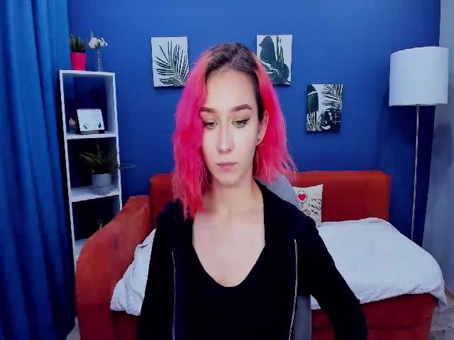 Live sex webcam photo for FionaClassy #269413674