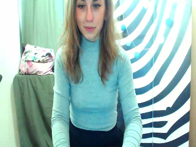 Live sex webcam photo for HeartGirl #269407006