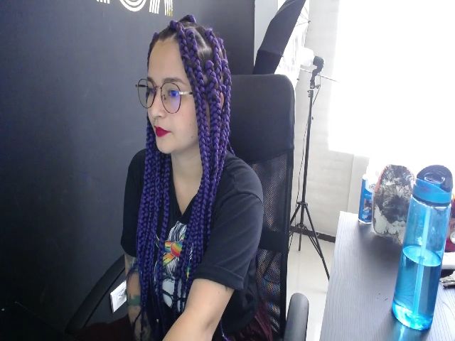 Live sex webcam photo for MissTiara_ #269415357