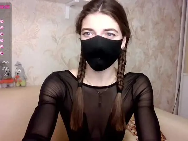 Live sex webcam photo for Robin-02 #269397995