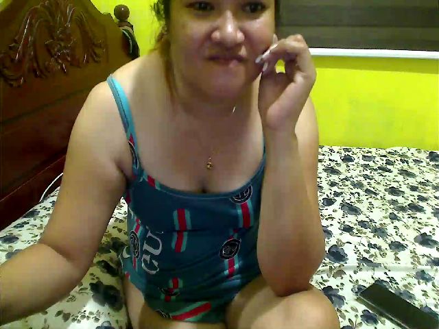 Live sex webcam photo for LiL_Spermaid #269400878