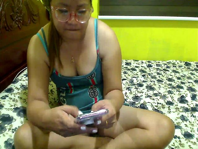 Live sex webcam photo for LiL_Spermaid #269400962