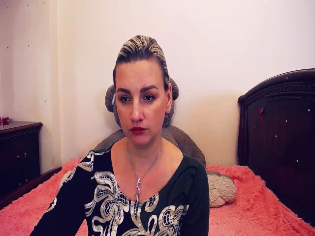 Live sex webcam photo for Margo_curvy #269410778