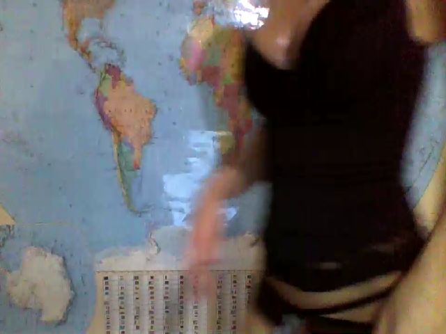 Live sex webcam photo for AngelaWayse #269413676