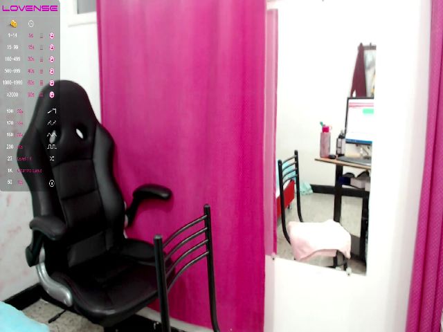 Live sex webcam photo for Alejandra_06 #269404908