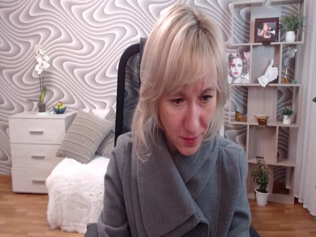 Live sex webcam photo for SvenIsolde #269415947