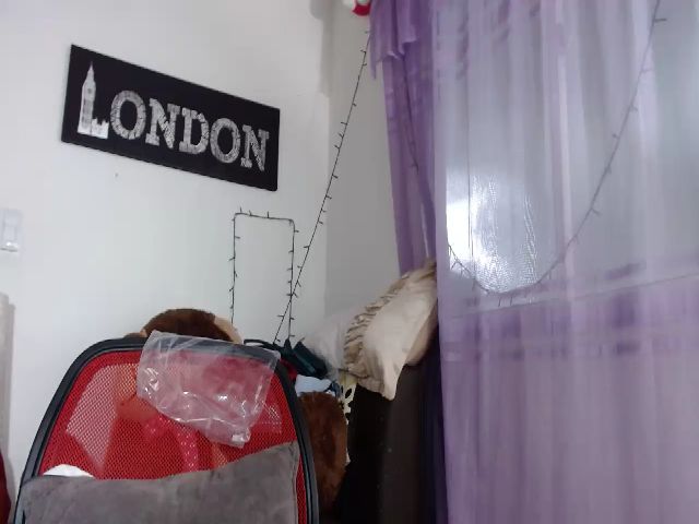 Live sex webcam photo for Marianna23 #269401385