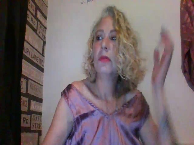 Live sex webcam photo for XxMommaKxX #269414368